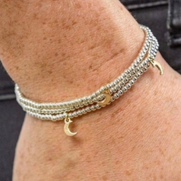 💕HP💕Beaded charm silver moon bracelet set (3) - Picture 2 of 4